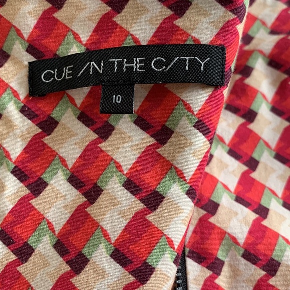CUE Fit and Flare Dress Size 10 - Picture 10 of 11
